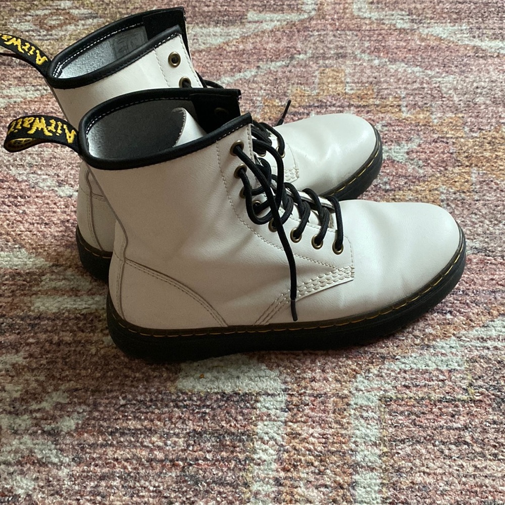 brand new wore once for family pictures